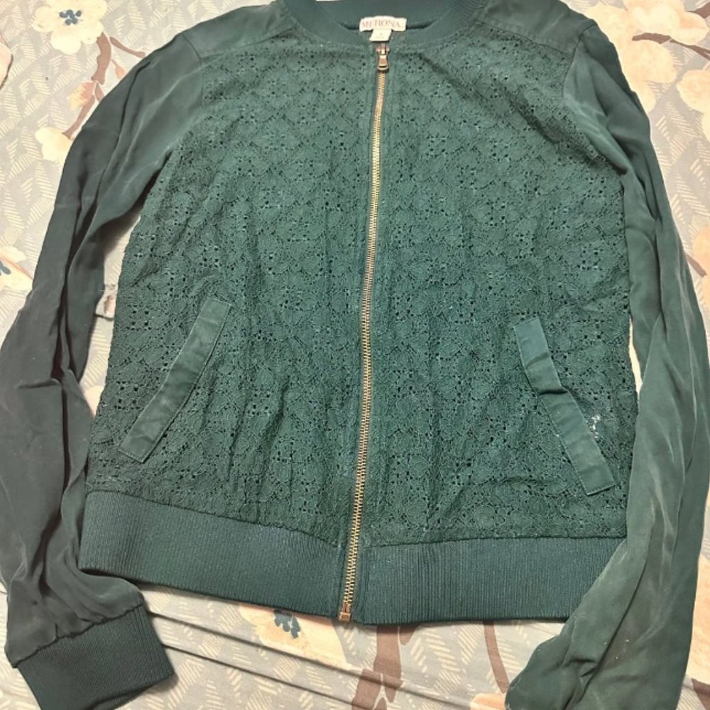 small top full zip